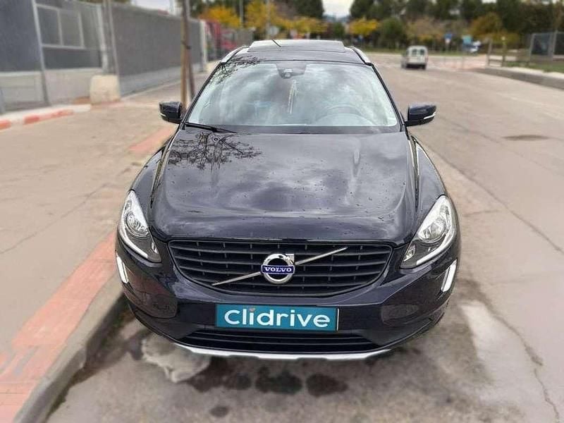 Usado Volvo XC60 Momentum 190 CV (139 kW) 2017 Azul SUV