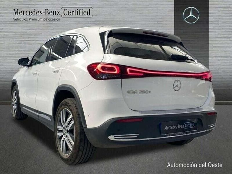 Usado Mercedes EQA250+ Progressive 139 kW (190 CV) 2023 Blanco SUV