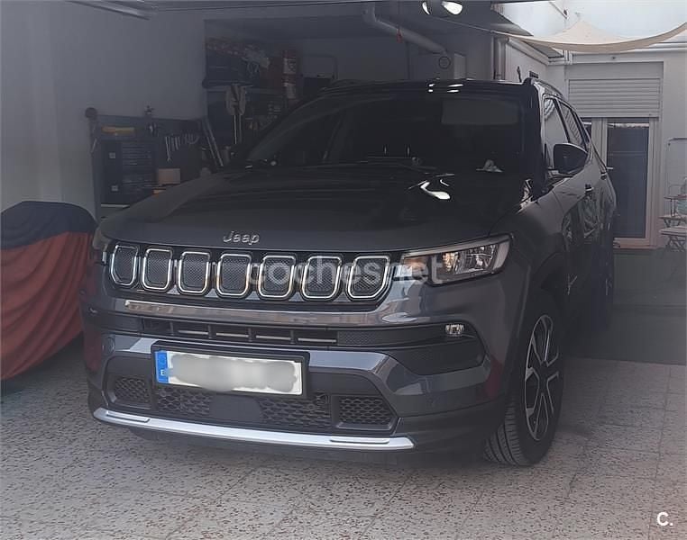 Gris / plata Usado 2021 Jeep Compass Limited SUV | 19.000 € (Caro) - Imagen 1/4