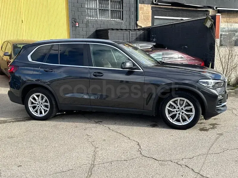 Begagnad BMW X5 394 HK (289 kW) 2021 Grå SUV