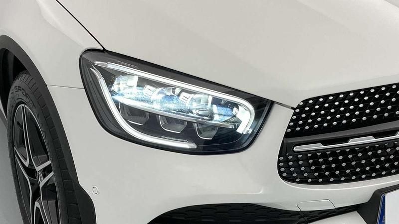 Usado Mercedes GLC300e 258 CV (189 kW) 2022 Blanco SUV