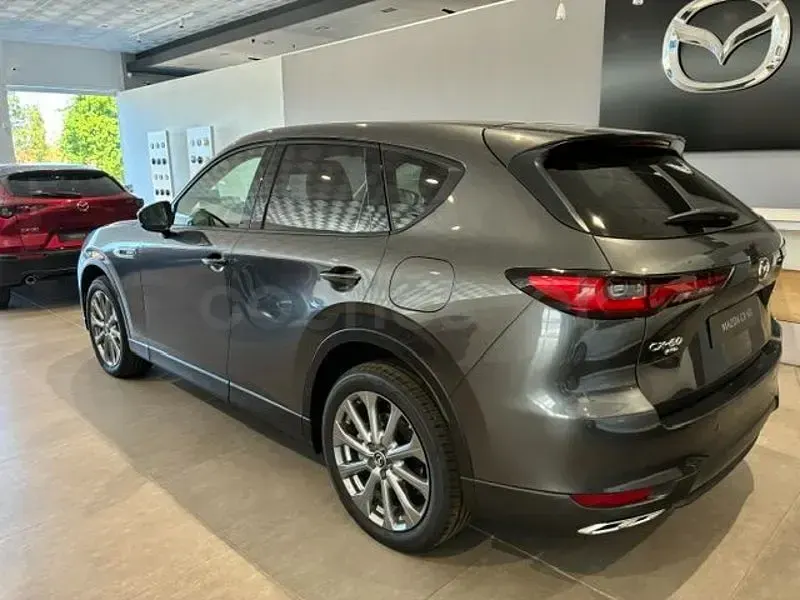 Nuevo Mazda CX-60 Exclusive-Line 327 CV (240 kW) 2026 Gris / plata SUV