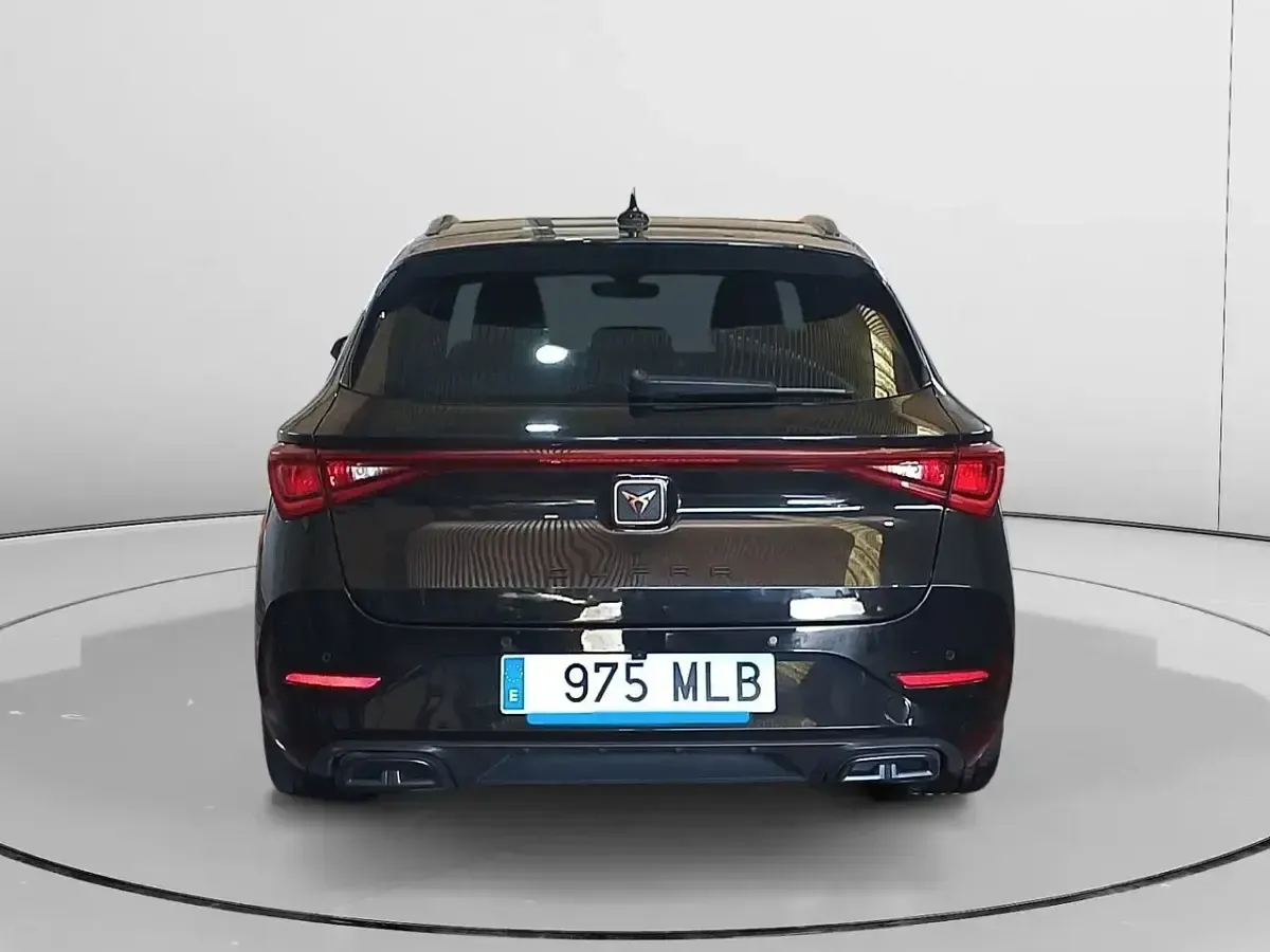 Usado Cupra Leon 150 CV (110 kW) 2023 Blanco Familiar