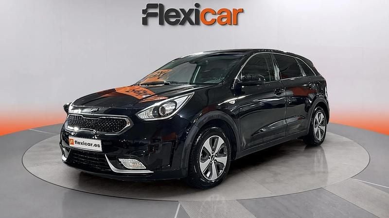 Usado Kia Niro 141 CV (103 kW) 2018 Negro SUV