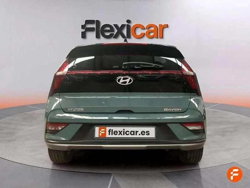 Usado Hyundai Bayon 80 CV (58 kW) 2024 Gris SUV