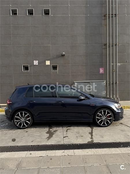 Usado VW Golf VII GTI 230 CV (169 kW) 2015 Azul Berlina
