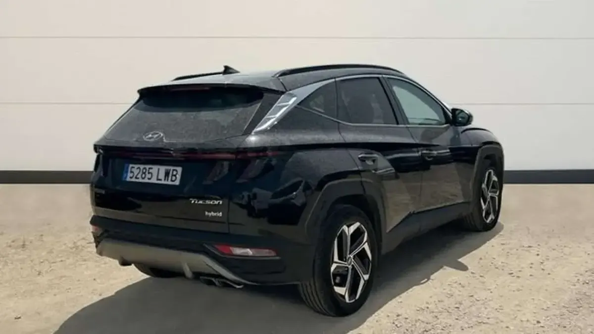 Usado Hyundai Tucson Style 230 CV (169 kW) 2022 Negro SUV