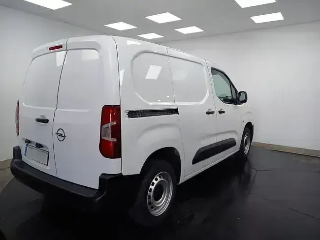 Usado Opel Combo 102 CV (75 kW) 2021 Blanco Monovolumen