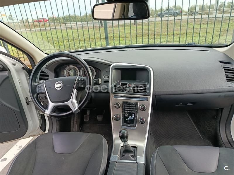 Blanco Usado 2011 Volvo XC60 Drive Kinetic SUV | 7600 € (Un poco caro) - Imagen 1/4
