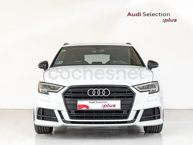 Usado Audi A3 S-Line 116 CV (85 kW) 2020 Blanco Berlina