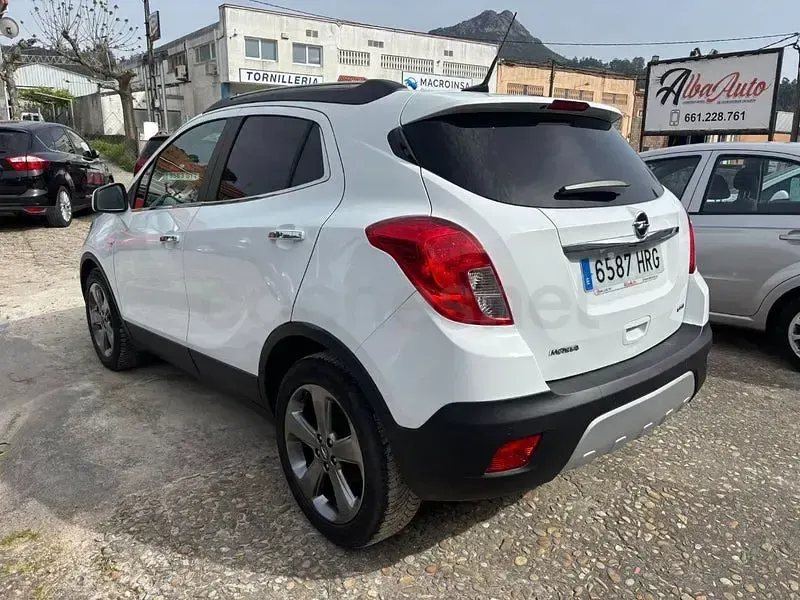 Usado Opel Mokka Selective 130 CV (95 kW) 2013 Blanco SUV