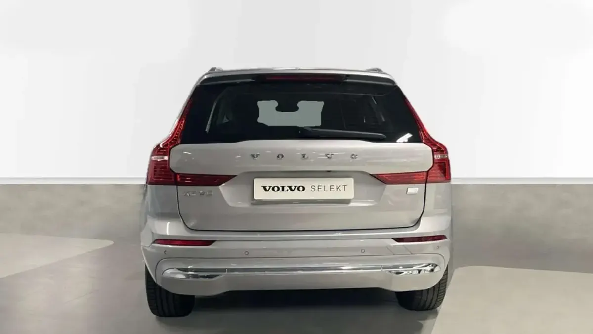 Usado Volvo XC60 Core 351 CV (258 kW) 2024 SUV