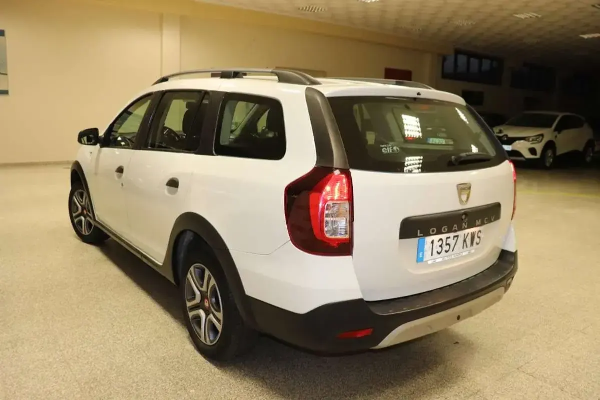 Usado Dacia Logan MCV Comfort 90 CV (66 kW) 2019 Blanco Familiar