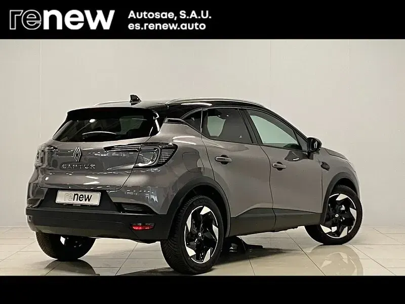 Usado Renault Captur Techno 91 CV (66 kW) 2026 Gris SUV