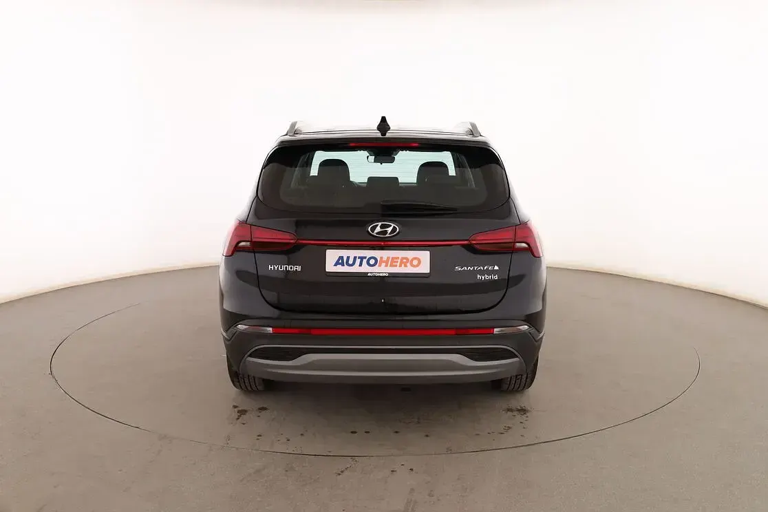 Usado Hyundai Santa Fe 230 CV (169 kW) 2023 Negro SUV