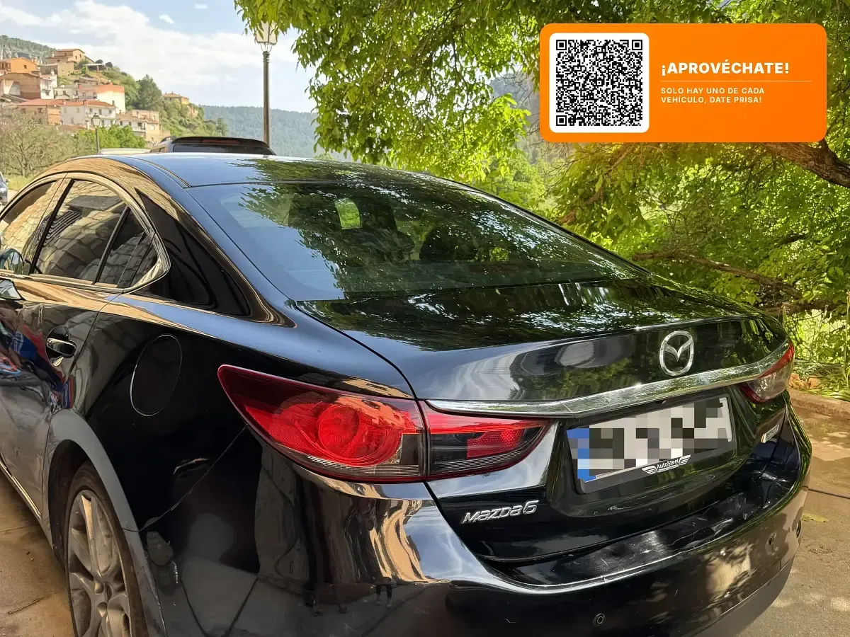 Usado Mazda 6 Style 175 CV (128 kW) 2014 Negro Familiar