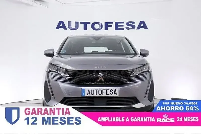 Usado Peugeot 3008 Active 130 CV (95 kW) 2021 Gris / plata SUV