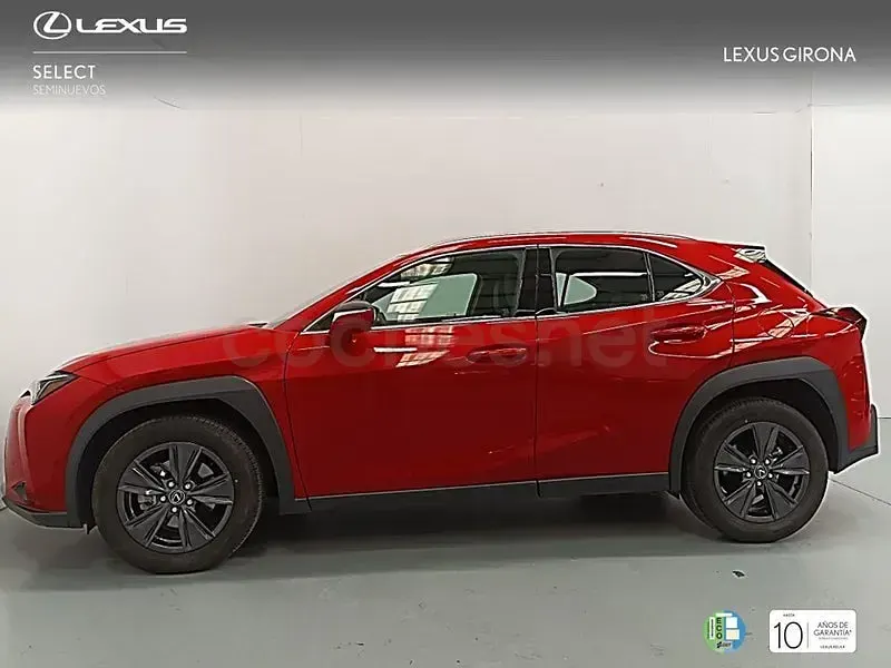 Usado Lexus UX 199 CV (146 kW) 2024 Rojo SUV