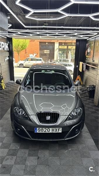 Usado Seat Altea I-Tech 105 CV (77 kW) 2014 Marrón Monovolumen