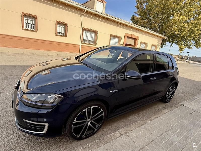 Azul Usado 2015 VW Golf VII GTE Berlina | 16.000 € (Precio justo) - Imagen 1/4