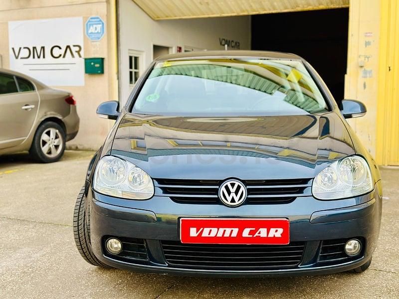 Usado VW Golf V Sportline 102 CV (75 kW) 2007 Azul Berlina