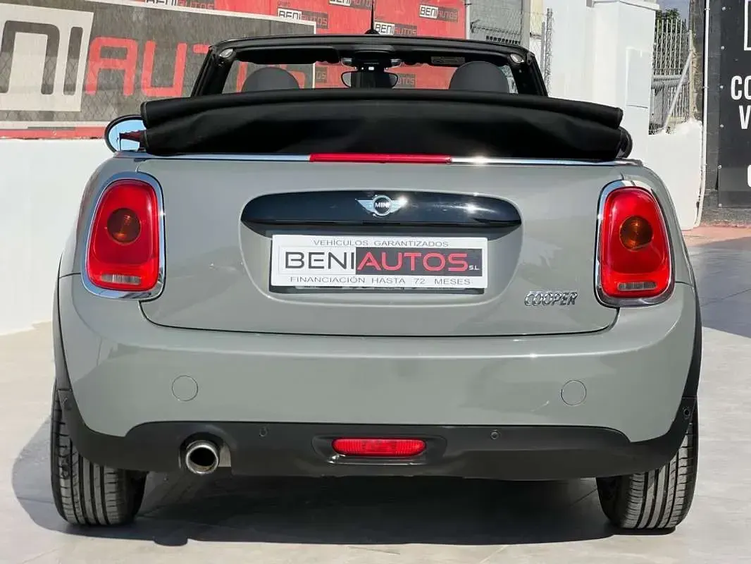 Usado Mini Cooper Cabriolet 136 CV (100 kW) 2017 Gris Descapotable