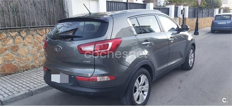 Usado Kia Sportage 115 CV (84 kW) 2011 Gris / plata SUV