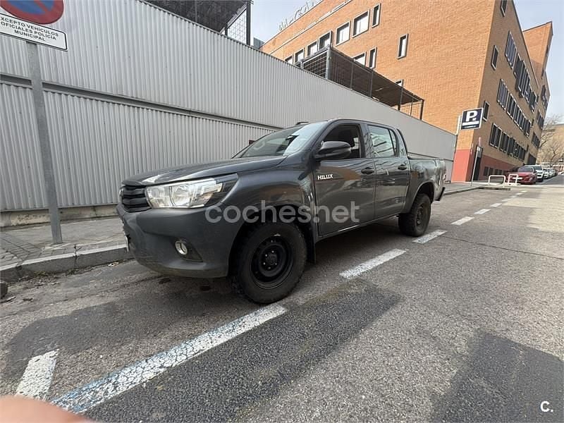 Usado Toyota HiLux 150 CV (110 kW) 2018 Verde Pickup/Camioneta