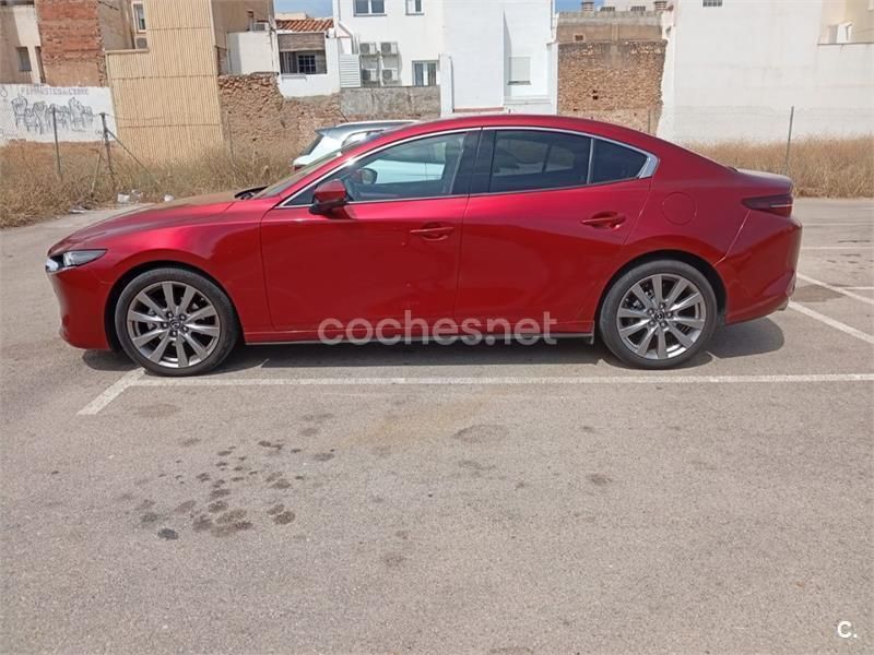 Rojo Usado 2021 Mazda 3 Berlina | 22.500 € (Precio justo) - Imagen 1/4