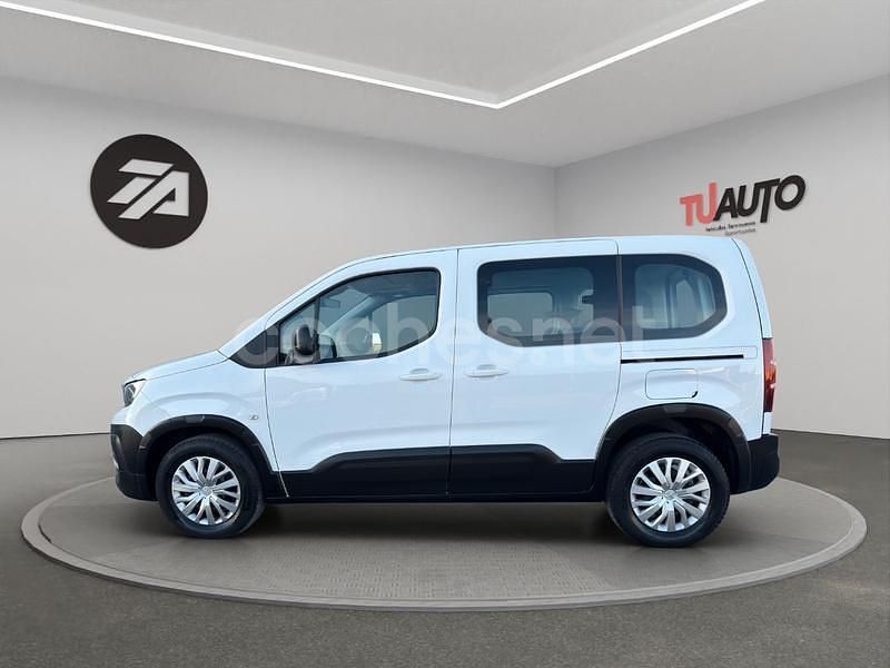 Usado Peugeot Rifter Active 102 CV (75 kW) 2022 Blanco Monovolumen