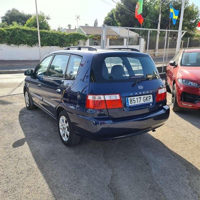 Usado Kia Carens LX 105 CV (77 kW) 2005 Azul Monovolumen