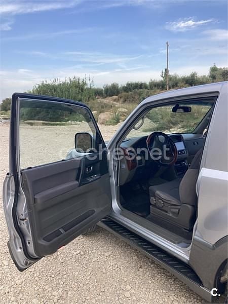 Gris / plata Usado 2004 Mitsubishi Montero SUV | 10.500 € (Precio justo) - Imagen 1/4