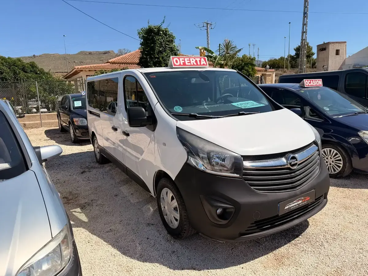 Usado Opel Vivaro S 120 CV (88 kW) 2019 Blanco Monovolumen
