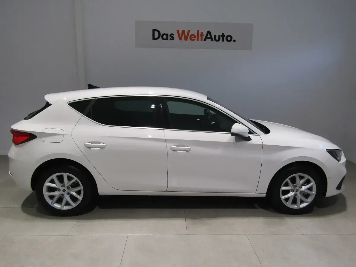 Nuevo Seat Leon Style 150 CV (110 kW) 2026 Blanco
