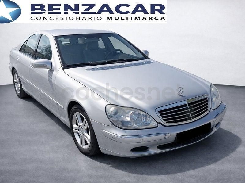 Usado Mercedes S320 197 CV (144 kW) 2001 Gris / plata Berlina