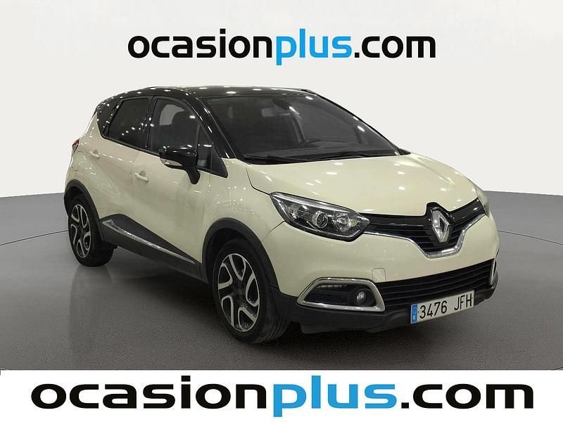 Usado Renault Captur Zen 90 CV (66 kW) 2015 Beige SUV