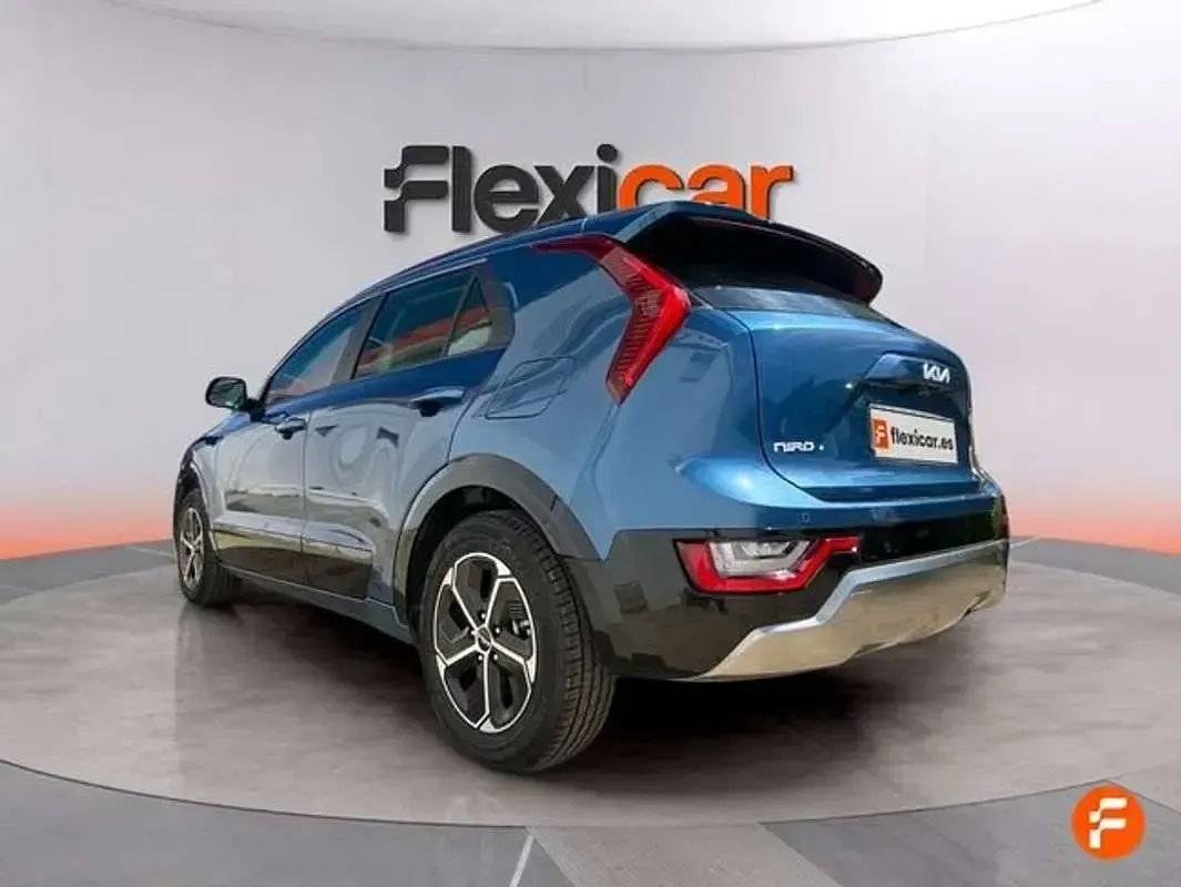 Usado Kia Niro 141 CV (103 kW) 2024 Azul SUV