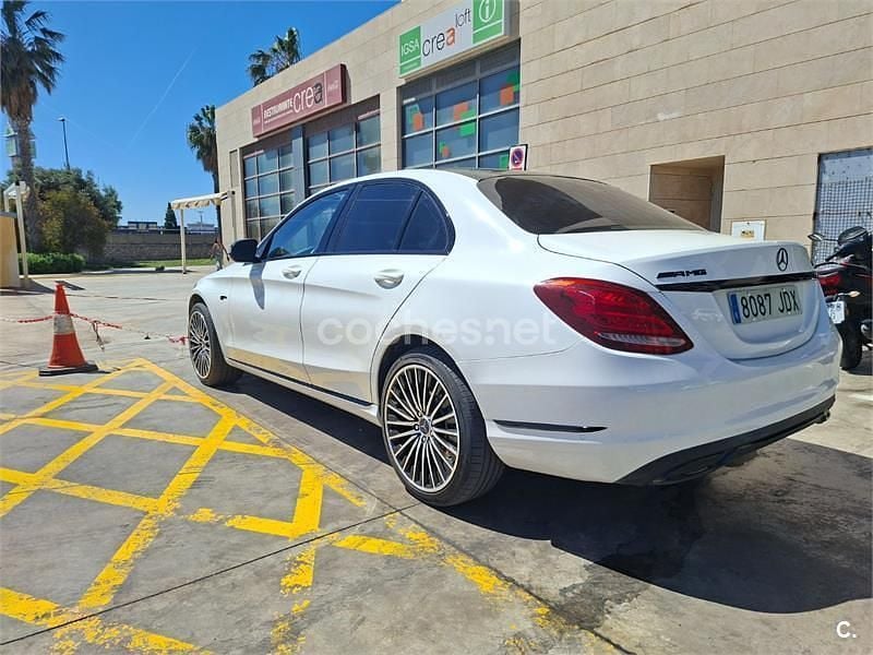 Usado Mercedes C220 AMG 170 CV (125 kW) 2016 Blanco Familiar
