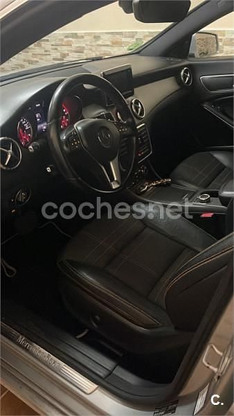 Gris / plata Usado 2013 Mercedes CLA220 Urban Berlina | 18.000 € (Caro) - Imagen 1/4