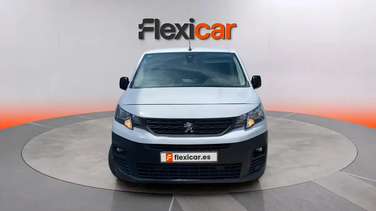 Usado Peugeot Partner S 102 CV (75 kW) 2023 Blanco Monovolumen