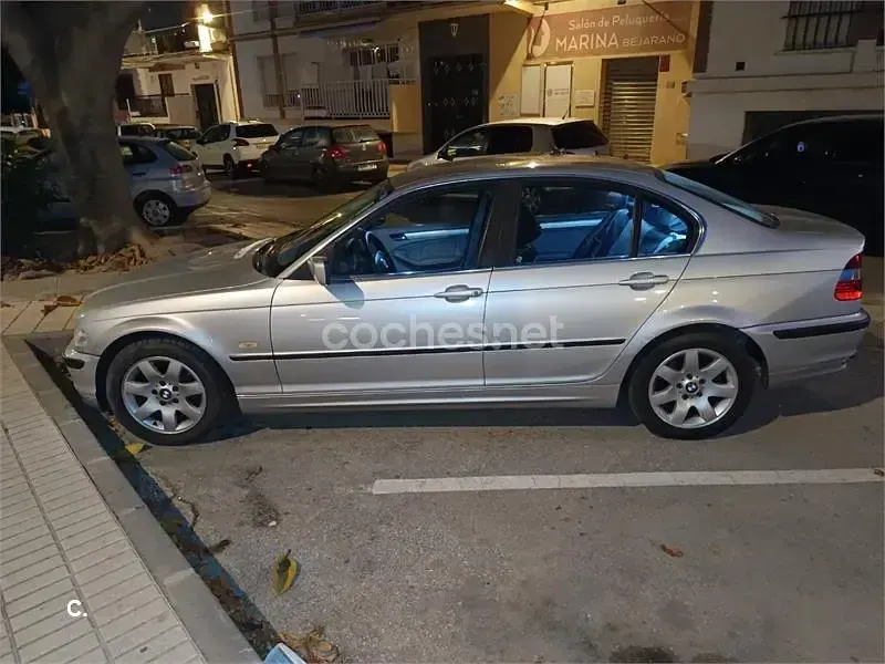 Usado BMW 328 193 CV (141 kW) 2000 Negro Familiar
