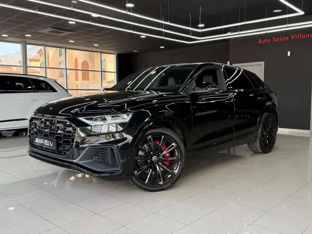 Usado Audi SQ8 Ambiente 507 CV (372 kW) 2022 Negro SUV