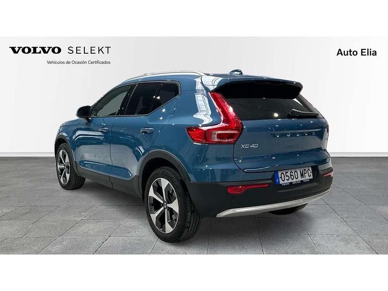 Usado Volvo XC40 Core 129 CV (94 kW) 2024 Azul SUV