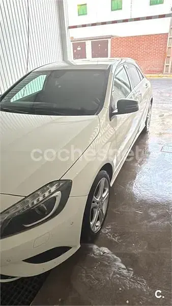 Usado Mercedes A180 Style 109 CV (80 kW) 2015 Blanco Berlina