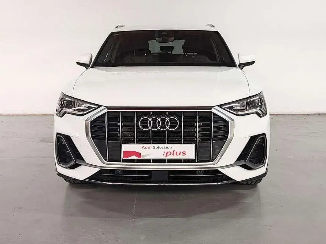 Käytetty Audi Q3 S-Line 245 HP (180 kW) 2021 Valkoinen Katumaasturi