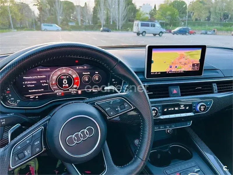 Usado Audi RS4 450 CV (330 kW) 2018 Gris / plata Familiar