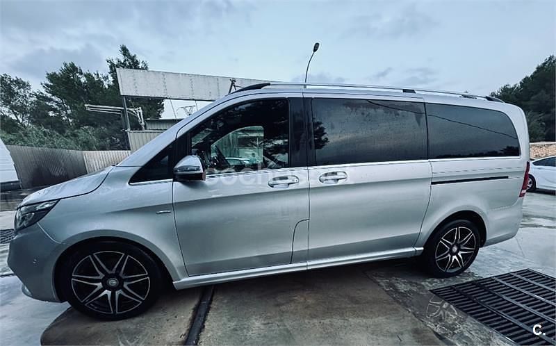Usado Mercedes V250 Avantgarde 190 CV (139 kW) 2018 Gris / plata Monovolumen
