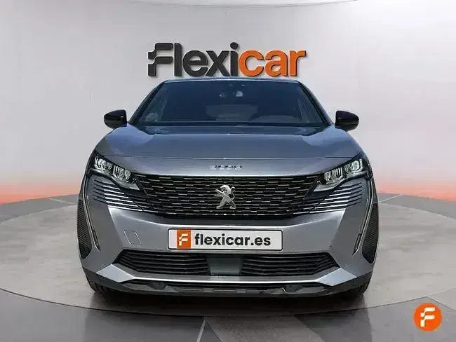 Usado Peugeot 3008 Allure 130 CV (95 kW) 2023 Gris SUV