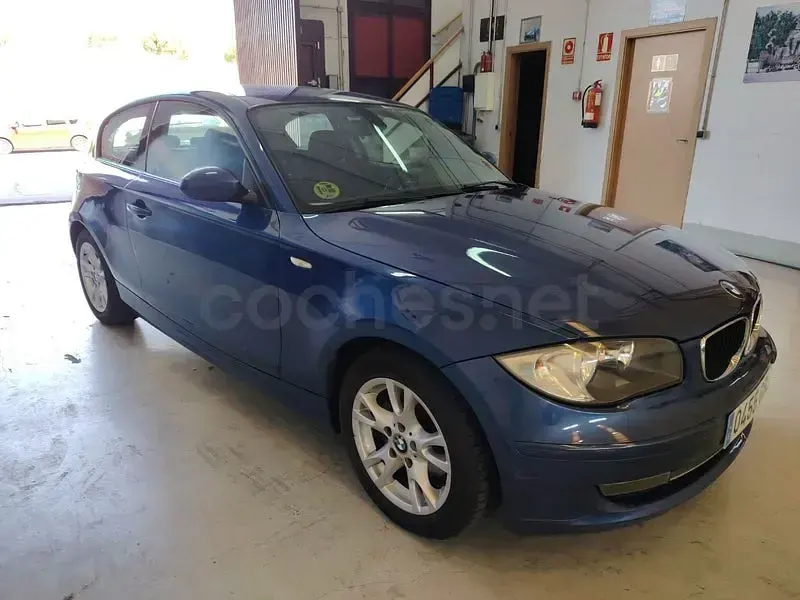 Usado BMW 118 143 CV (105 kW) 2008 Azul Utilitario