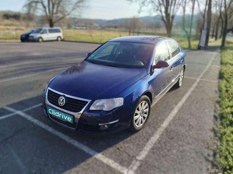 Usado VW Passat Highline 140 CV (102 kW) 2008 Azul Berlina